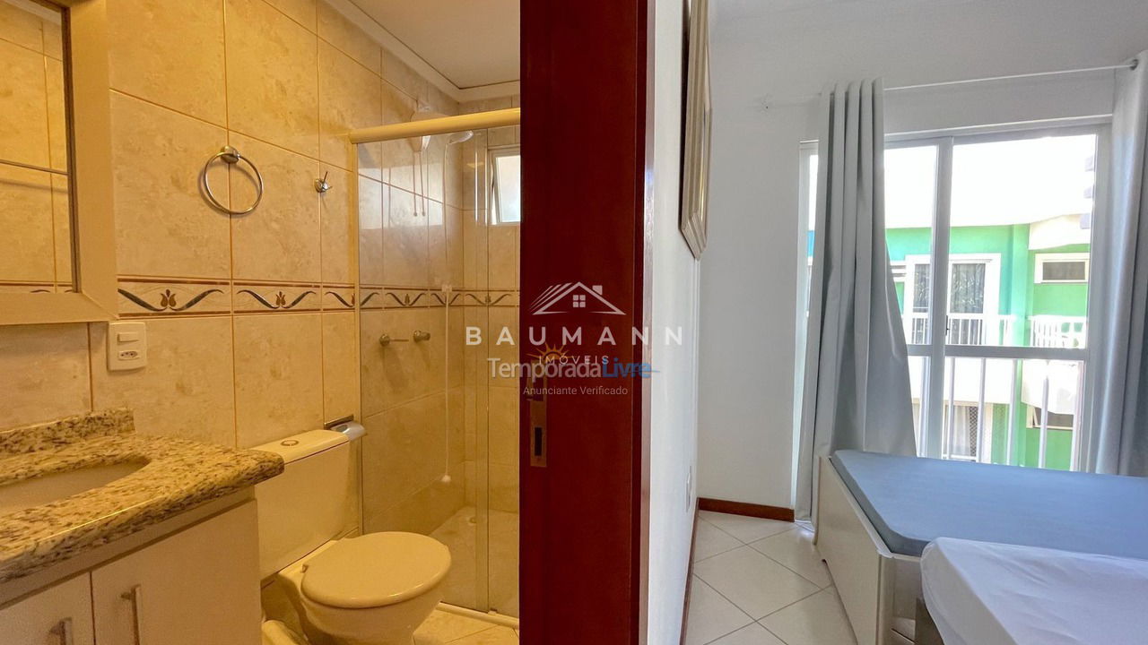 Apartment for vacation rental in Bombinhas (Praia de Bombas)