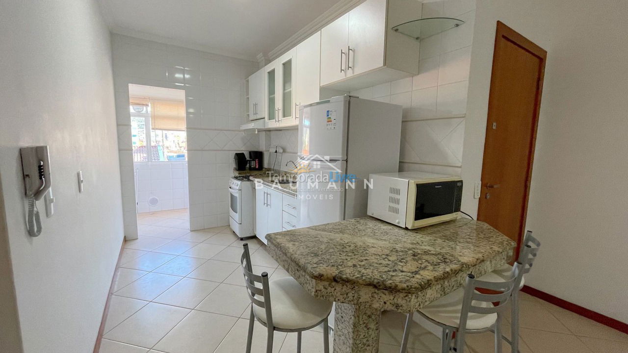 Apartment for vacation rental in Bombinhas (Praia de Bombas)