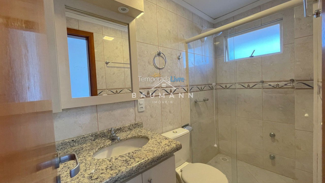 Apartment for vacation rental in Bombinhas (Praia de Bombas)