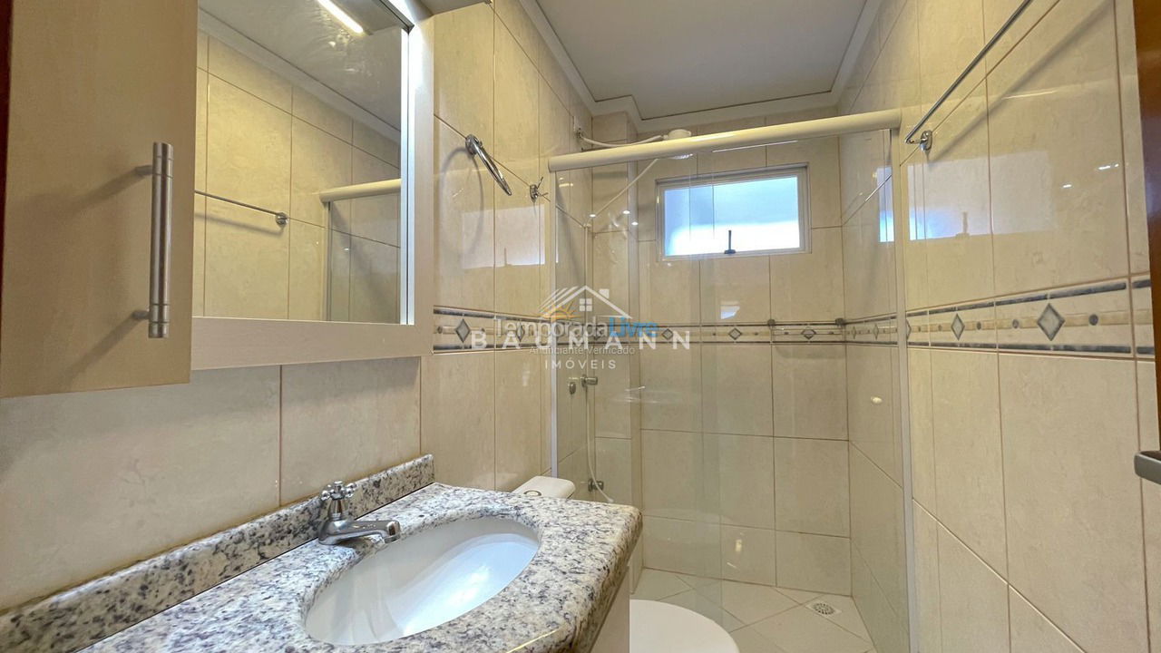 Apartment for vacation rental in Bombinhas (Praia de Bombas)