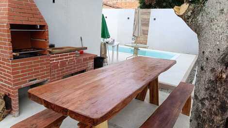 Ideal for Families: House with 16 Beds, Pool and Gourmet Area, Beach