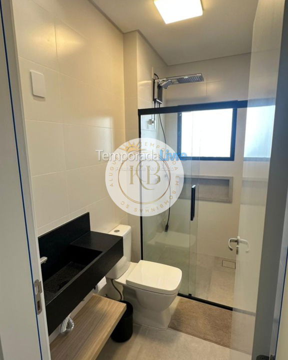 Apartamento para aluguel de temporada em Bombinhas (Canto Grande)
