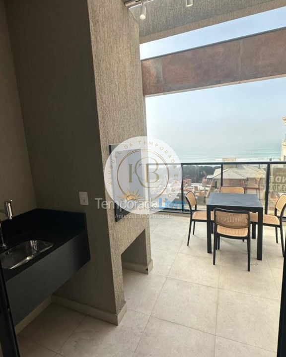 Apartamento para aluguel de temporada em Bombinhas (Canto Grande)