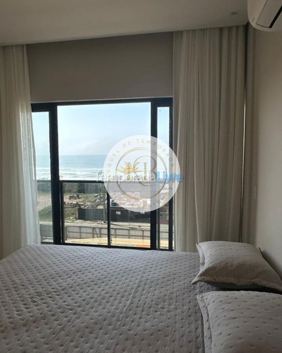 Apartamento para aluguel de temporada em Bombinhas (Canto Grande)