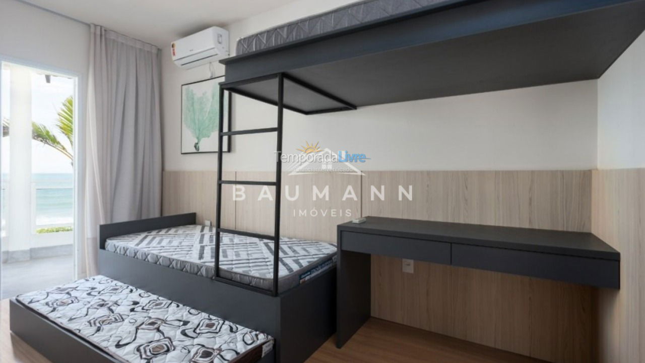 Apartamento para aluguel de temporada em Bombinhas (Praia de Bombas)