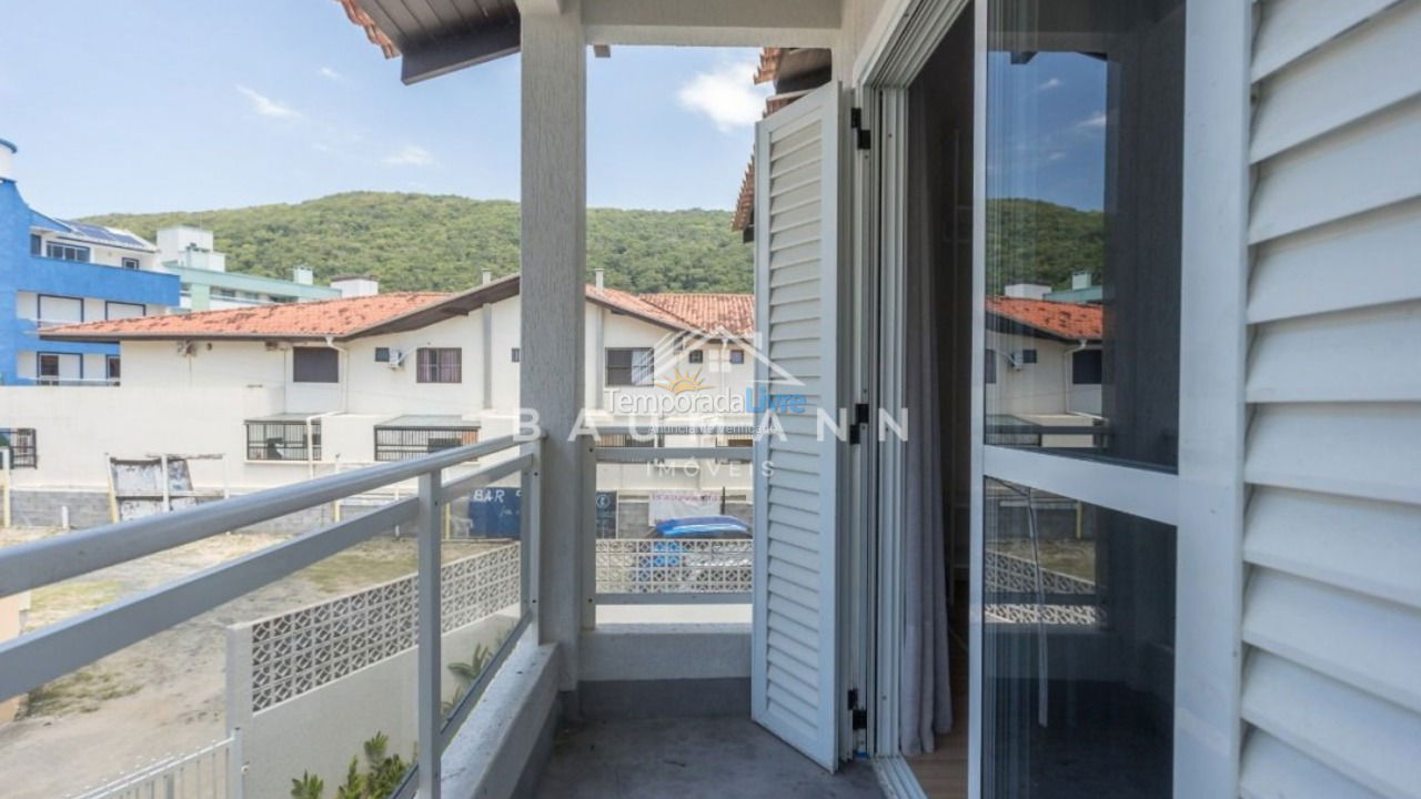Apartamento para aluguel de temporada em Bombinhas (Praia de Bombas)
