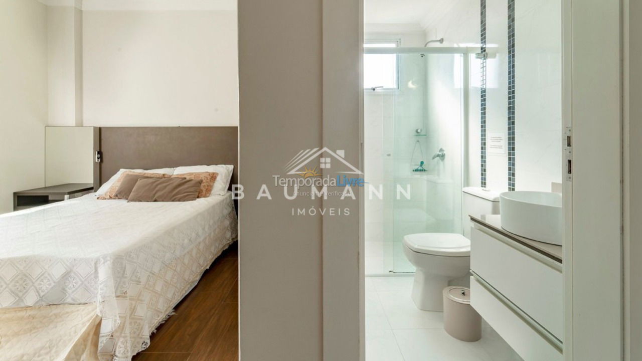 Apartamento para aluguel de temporada em Bombinhas (Praia de Bombas)