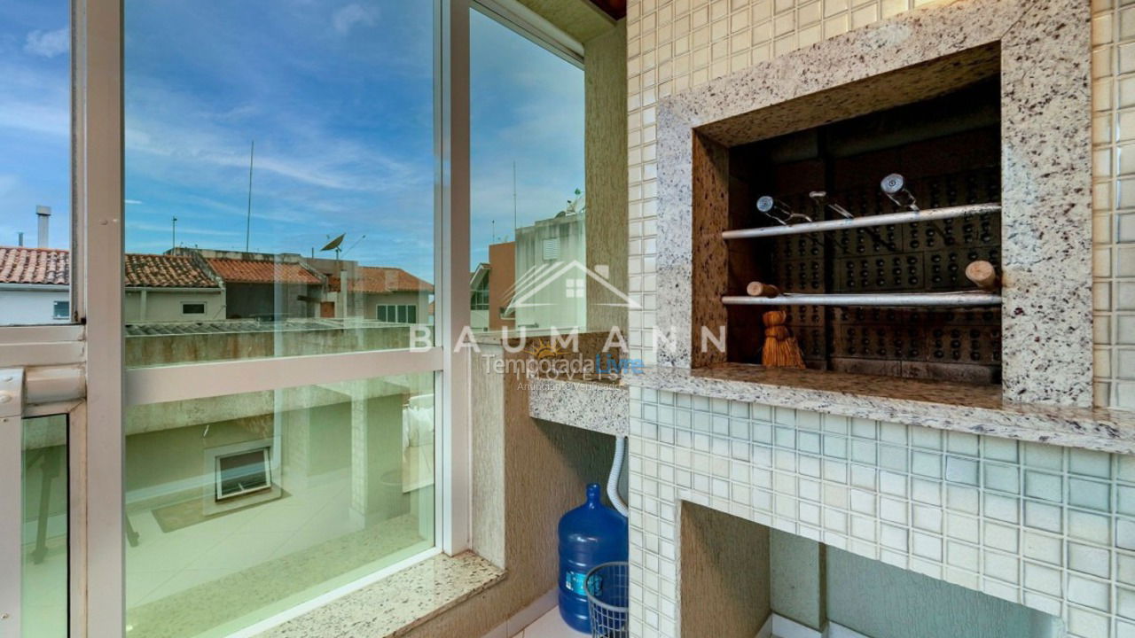 Apartamento para aluguel de temporada em Bombinhas (Praia de Bombas)