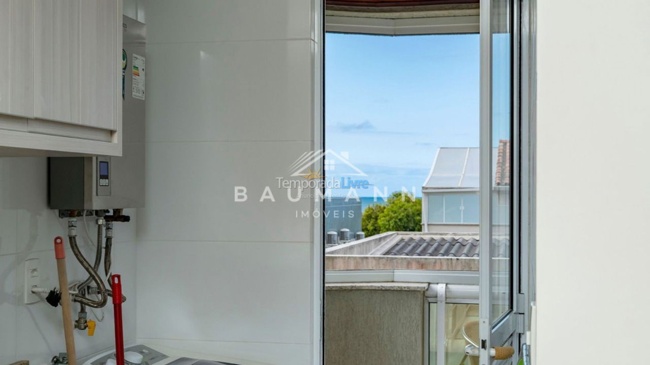 Apartamento para aluguel de temporada em Bombinhas (Praia de Bombas)