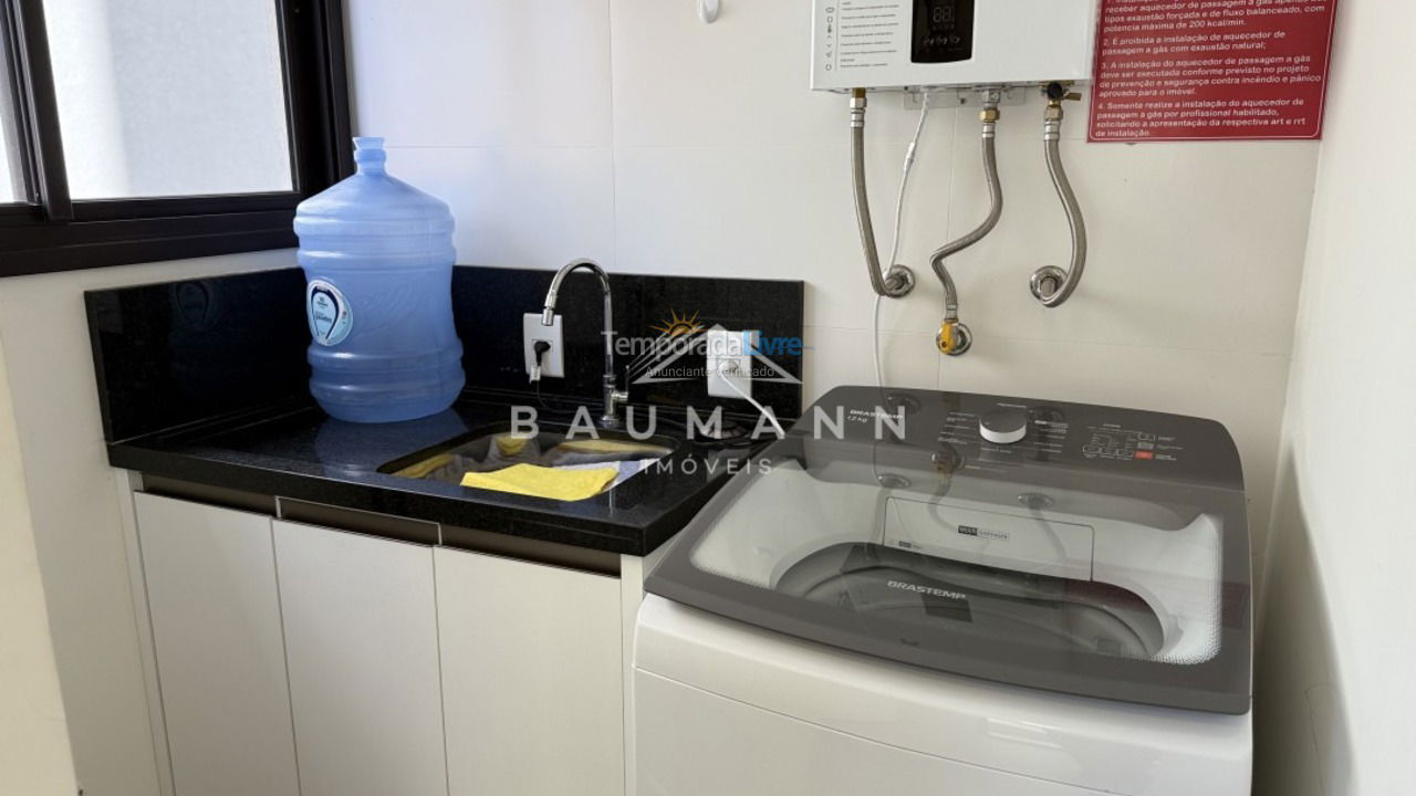 Apartamento para aluguel de temporada em Bombinhas (Praia de Bombas)