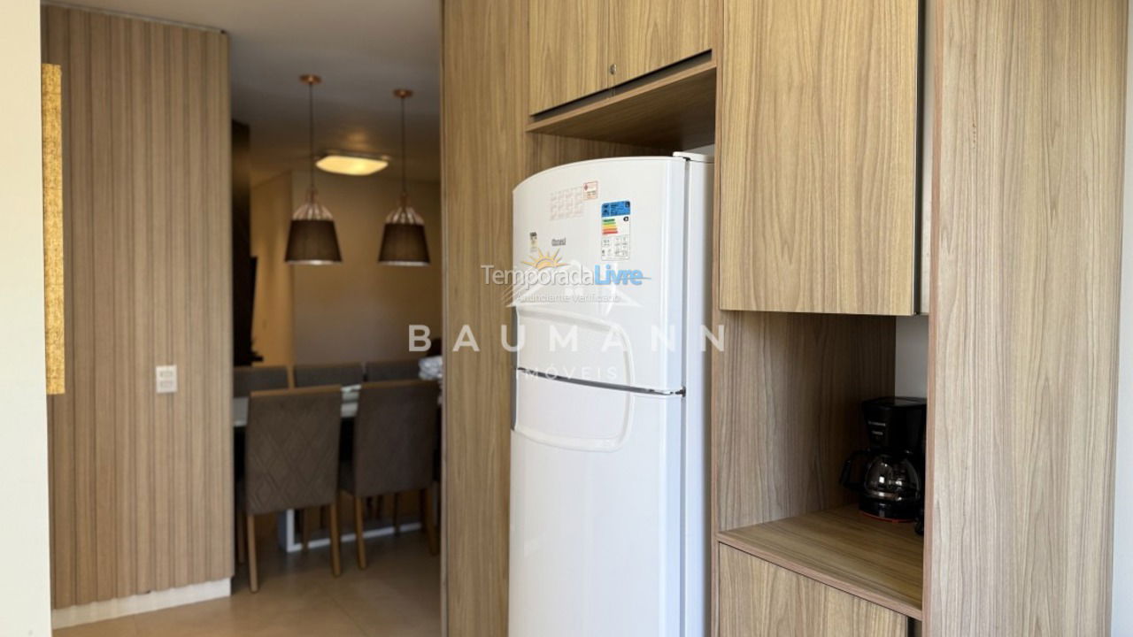 Apartamento para aluguel de temporada em Bombinhas (Praia de Bombas)