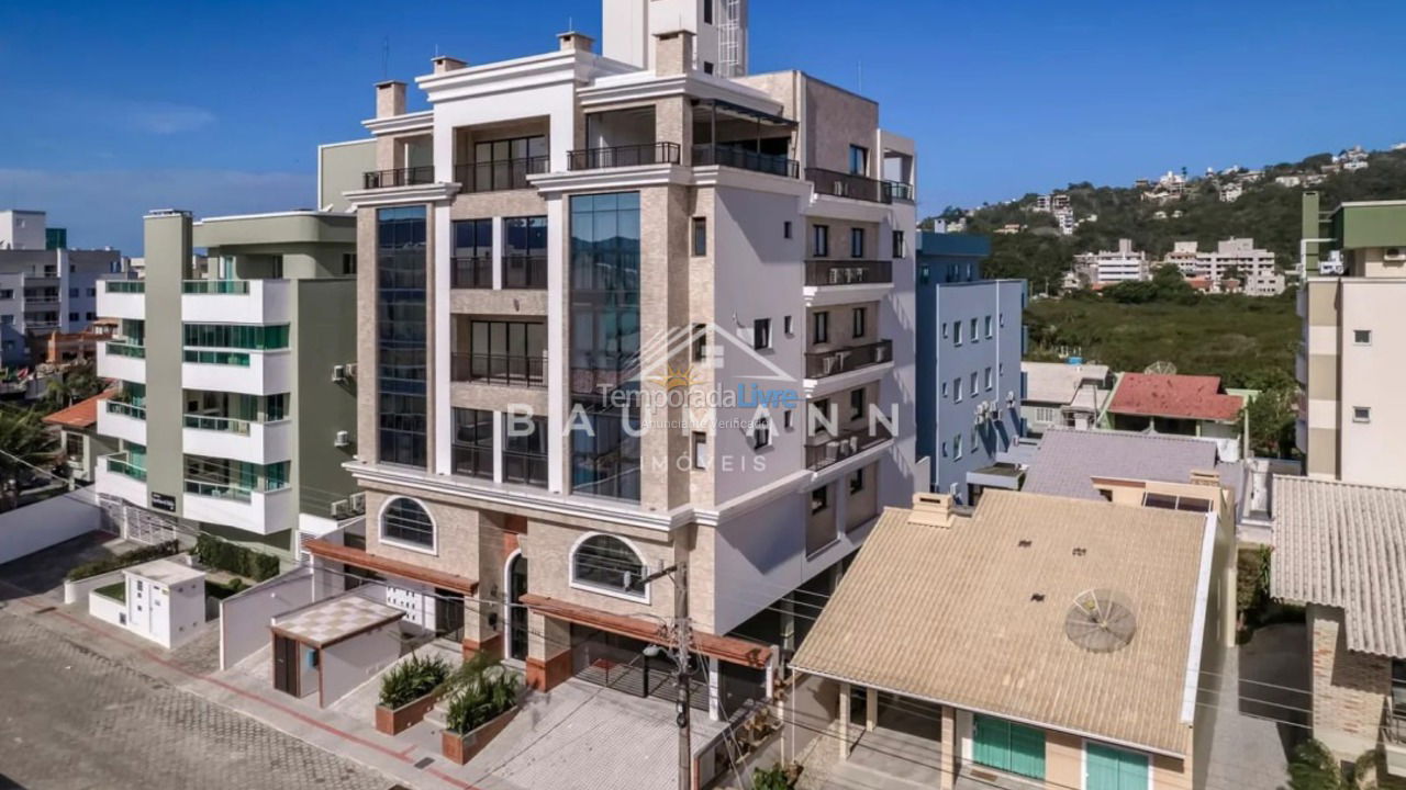 Apartamento para aluguel de temporada em Bombinhas (Praia de Bombas)