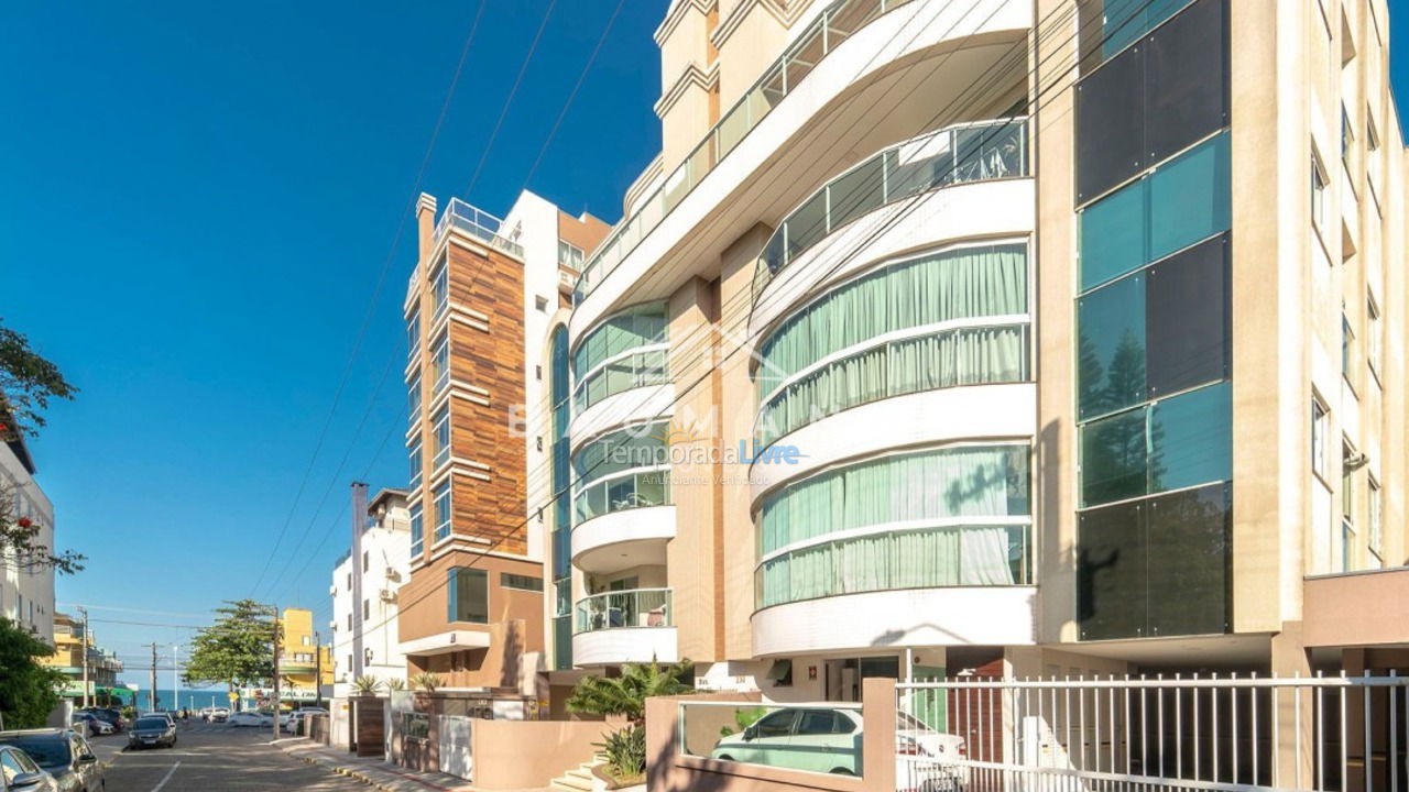 Apartment for vacation rental in Bombinhas (Praia de Bombas)