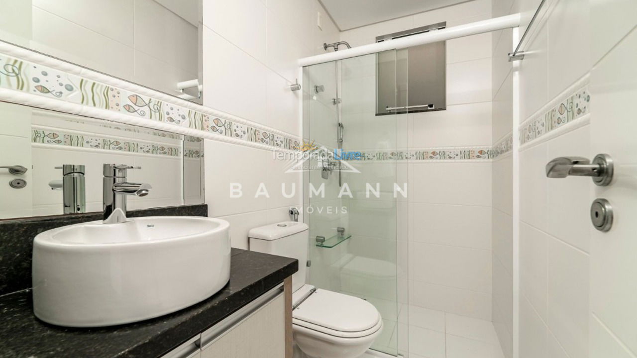 Apartment for vacation rental in Bombinhas (Praia de Bombas)