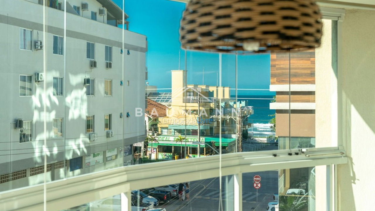 Apartment for vacation rental in Bombinhas (Praia de Bombas)