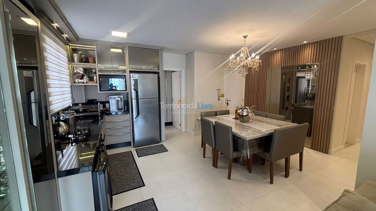 Apartment for vacation rental in Governador Celso Ramos (Praia de Palmas)