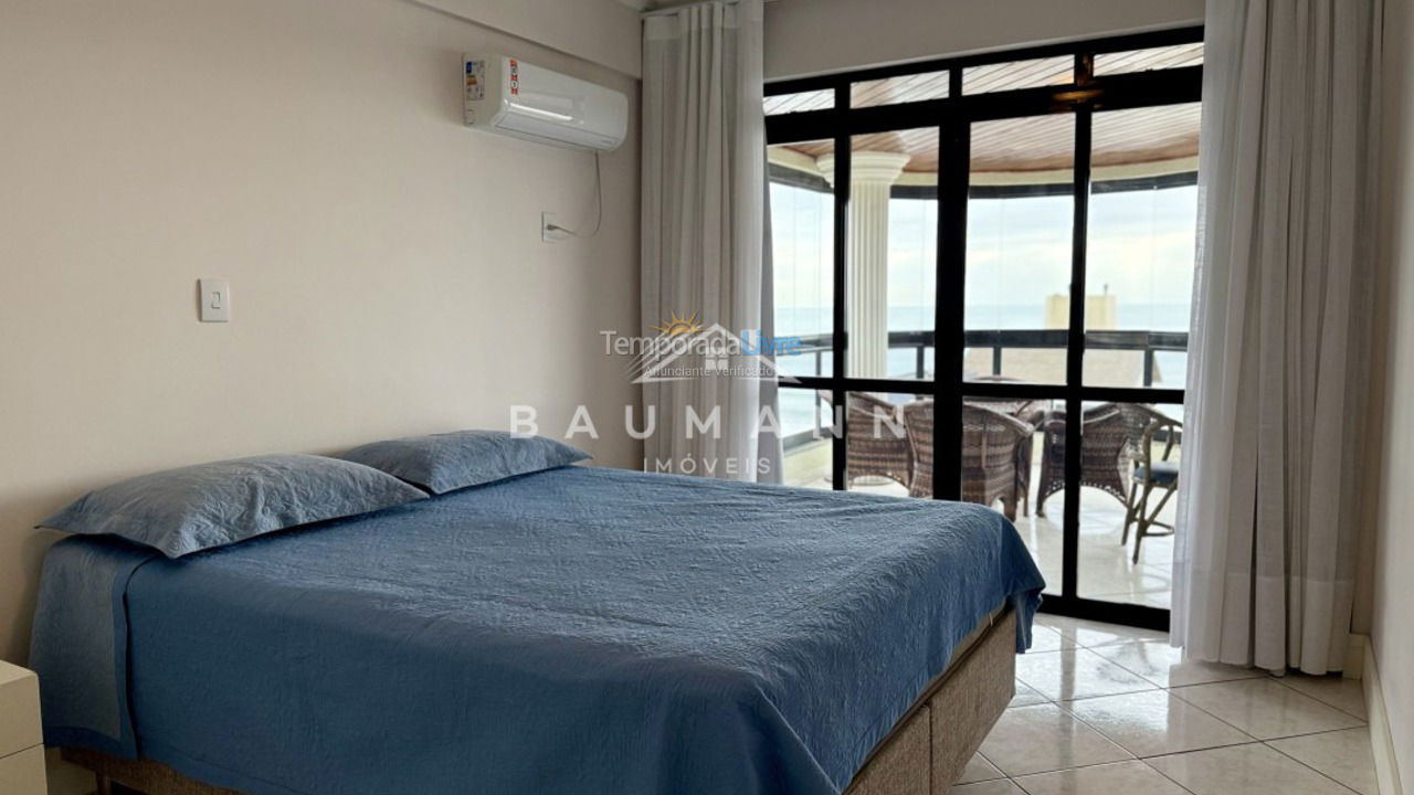 Apartamento para aluguel de temporada em Bombinhas (Praia de Bombas)