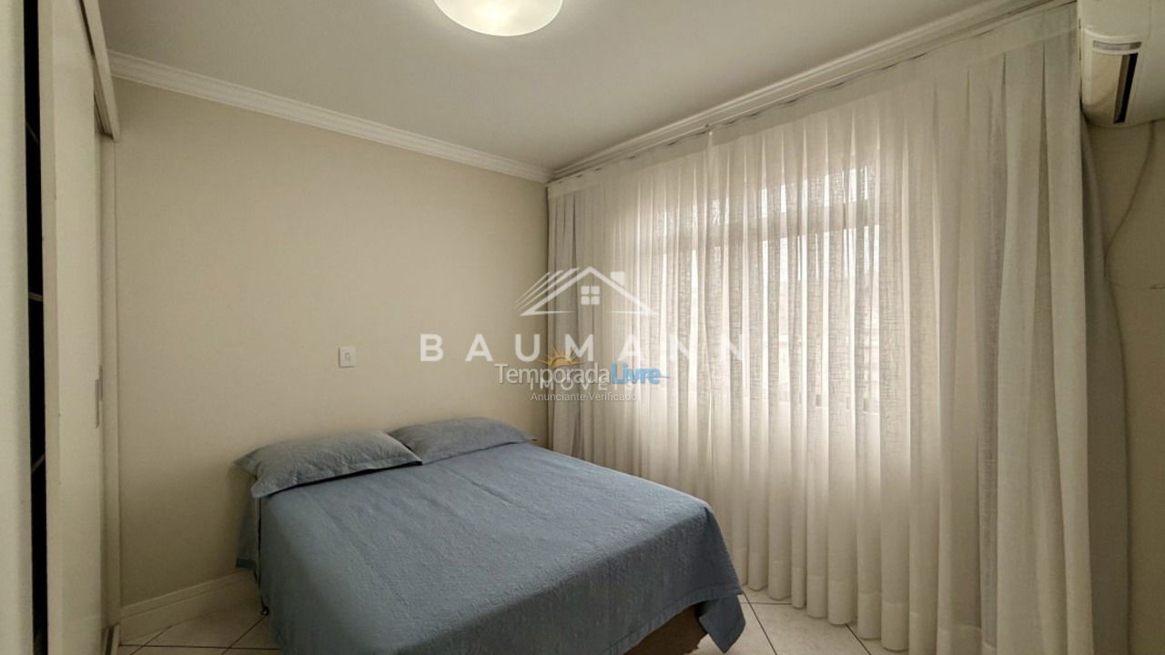 Apartamento para aluguel de temporada em Bombinhas (Praia de Bombas)