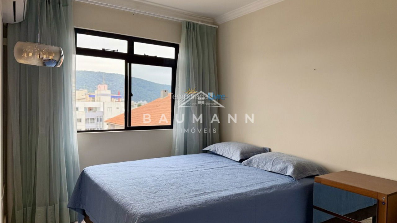 Apartamento para aluguel de temporada em Bombinhas (Praia de Bombas)