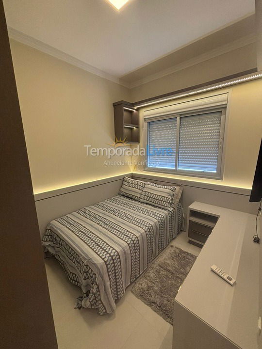 Apartment for vacation rental in Governador Celso Ramos (Praia de Palmas)