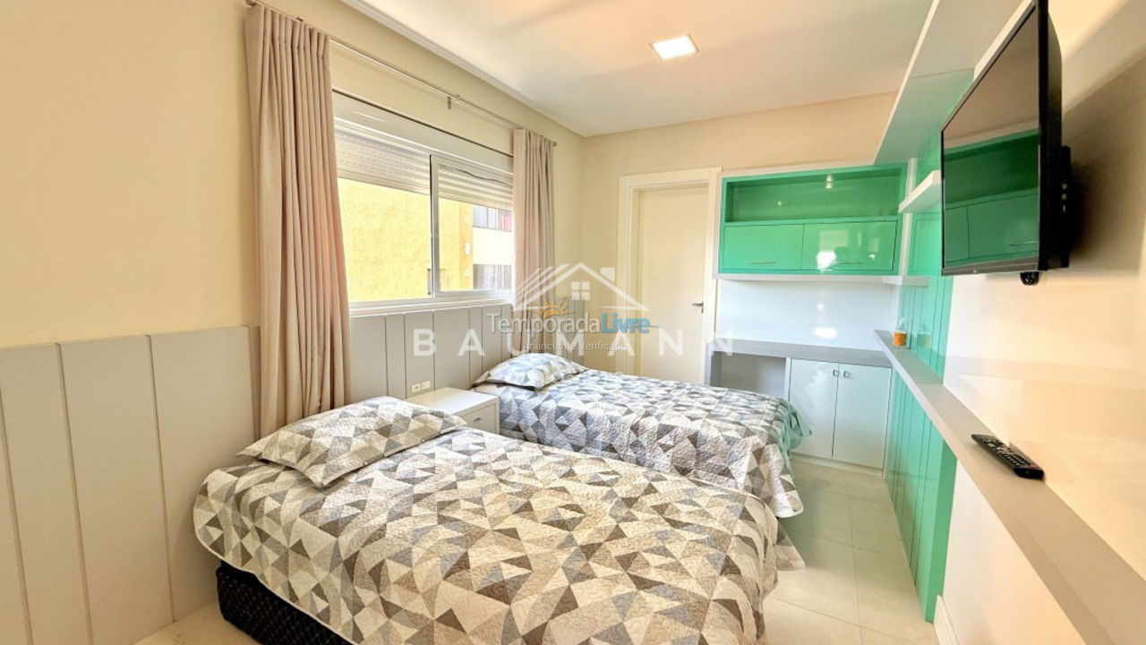 Apartamento para aluguel de temporada em Bombinhas (Praia de Bombinhas)