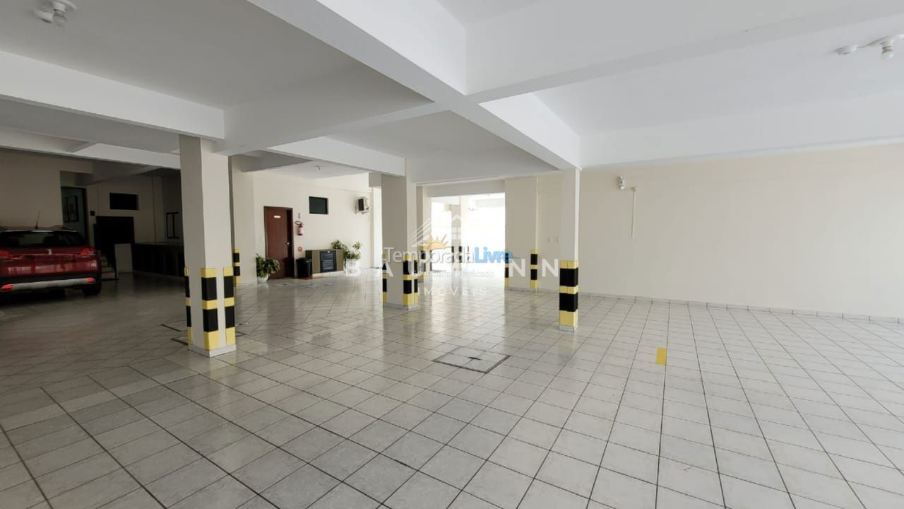 Apartamento para aluguel de temporada em Bombinhas (Praia de Bombas)