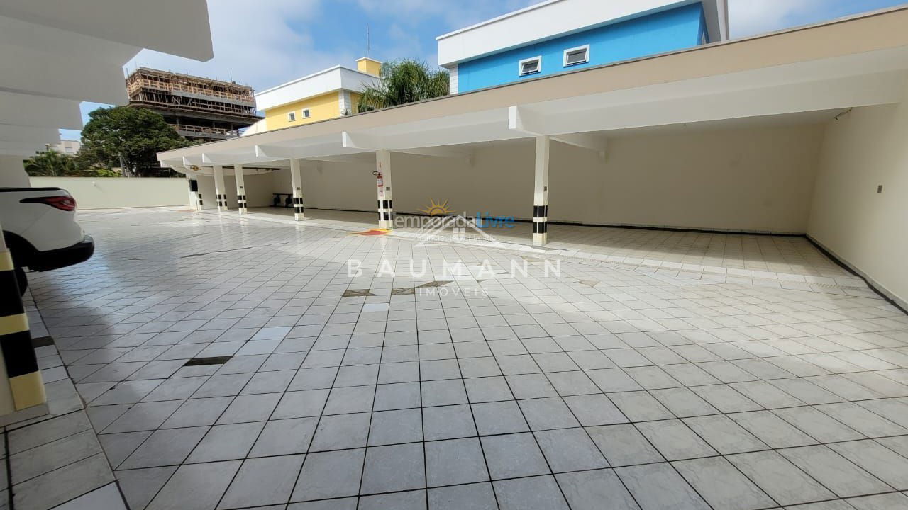 Apartamento para aluguel de temporada em Bombinhas (Praia de Bombas)
