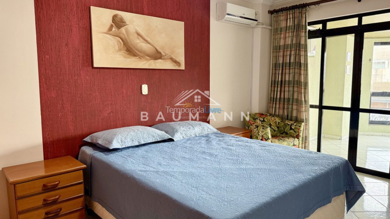 Apartamento para aluguel de temporada em Bombinhas (Praia de Bombas)