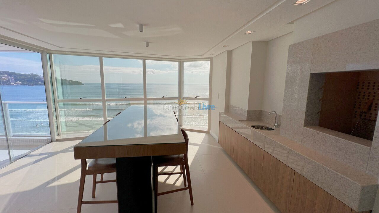 Apartment for vacation rental in Itapema (Centro)