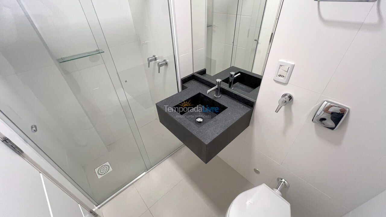 Apartment for vacation rental in Itapema (Centro)