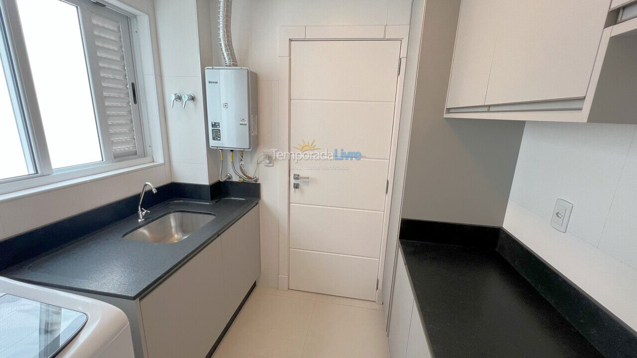 Apartment for vacation rental in Itapema (Centro)