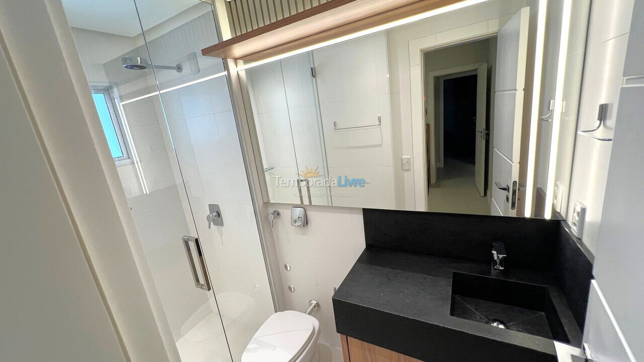 Apartment for vacation rental in Itapema (Centro)