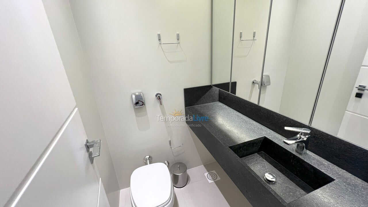 Apartment for vacation rental in Itapema (Centro)