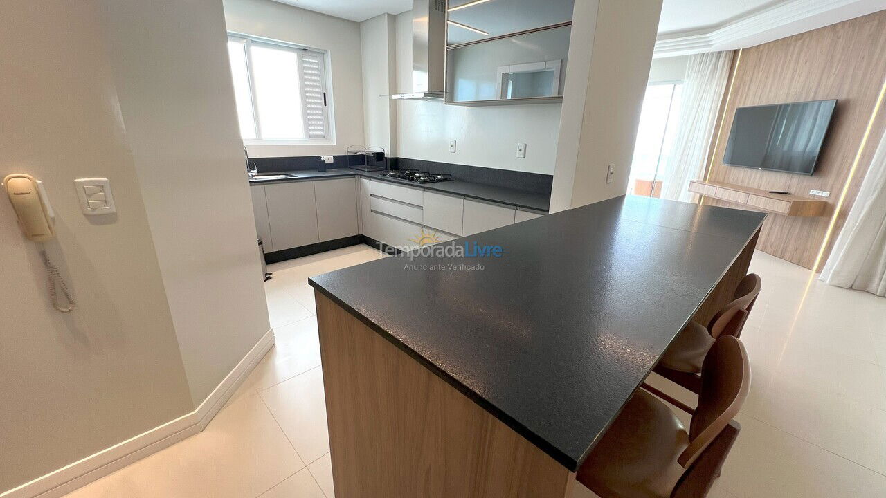 Apartment for vacation rental in Itapema (Centro)