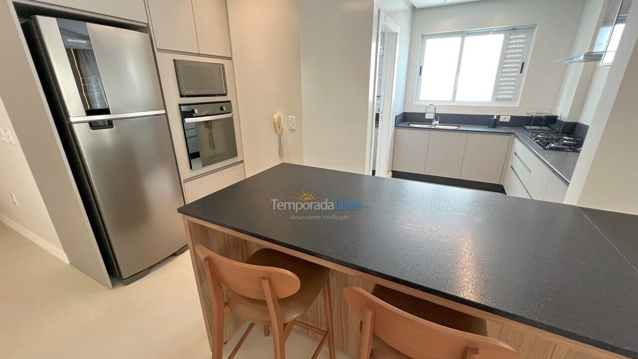 Apartment for vacation rental in Itapema (Centro)