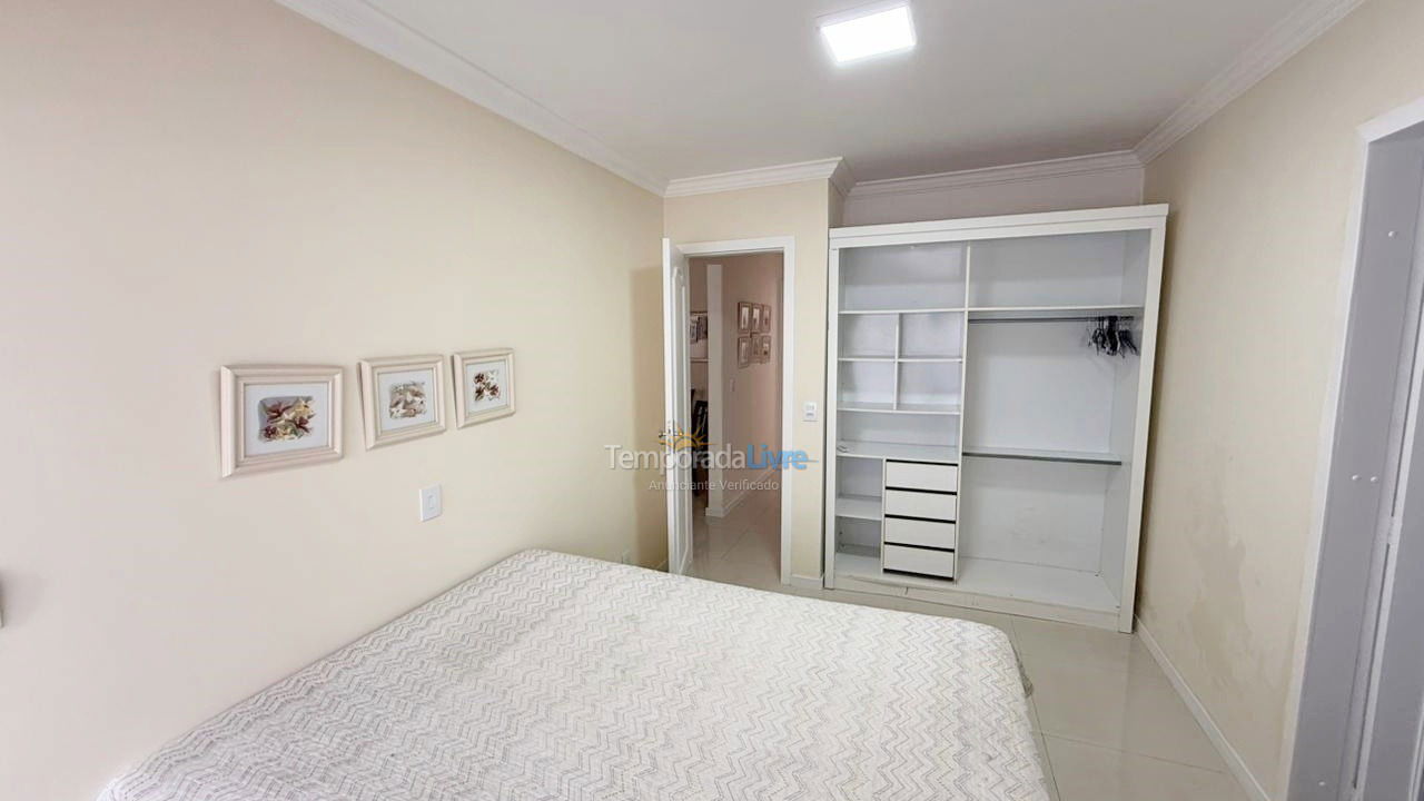 Apartamento para alquiler de vacaciones em Balneário Camboriú (Praia Central)