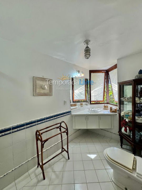House for vacation rental in São Sebastião (Praia da Baleia)