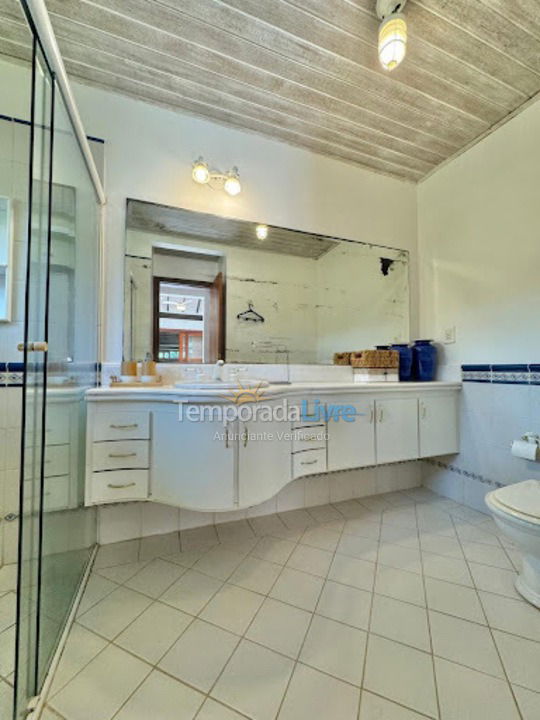 House for vacation rental in São Sebastião (Praia da Baleia)