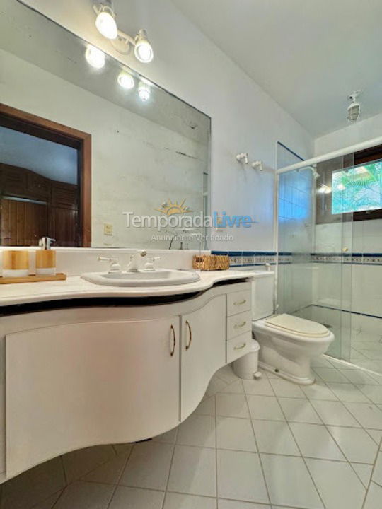 House for vacation rental in São Sebastião (Praia da Baleia)