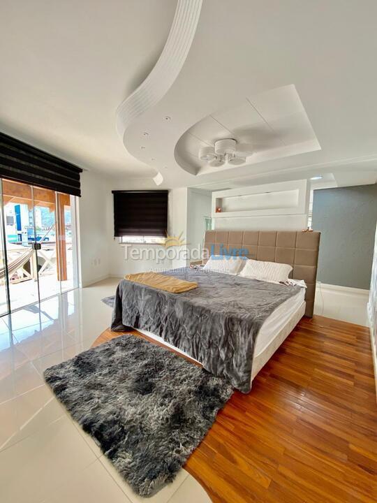 House for vacation rental in Itapema (Centro)
