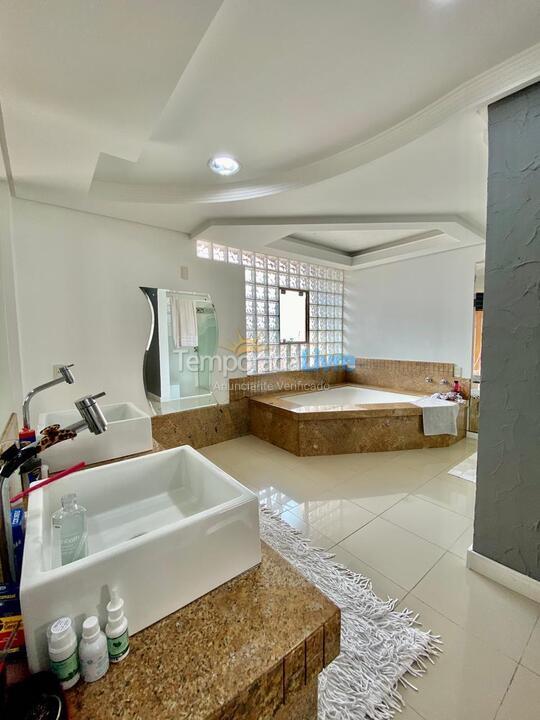 House for vacation rental in Itapema (Centro)