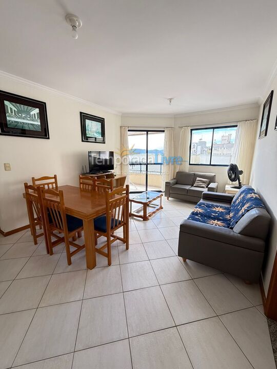 Apartamento para aluguel de temporada em Itapema (Meia Praia)