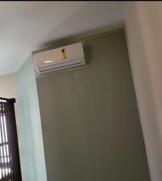 Ar condicionado na suíte principal 