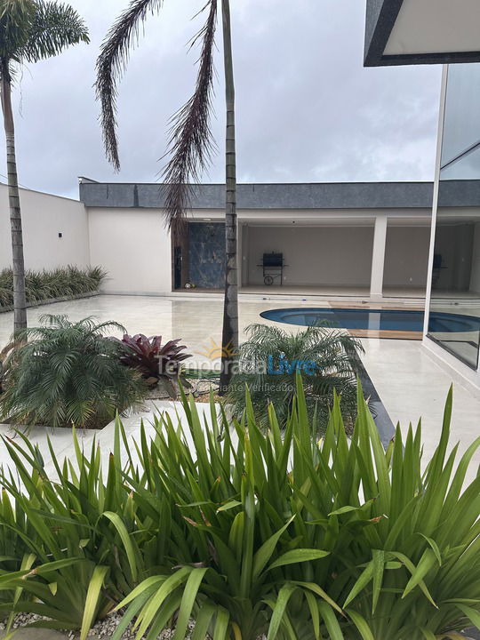 Casa para alquiler de vacaciones em Guarapari (Setiba Para Alugar)