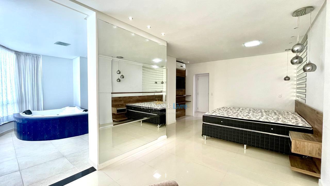 Apartamento para aluguel de temporada em Itapema (Meia Praia)
