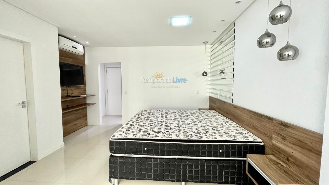 Apartamento para aluguel de temporada em Itapema (Meia Praia)