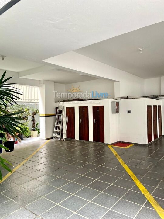 Apartamento para aluguel de temporada em Itapema (Meia Praia)