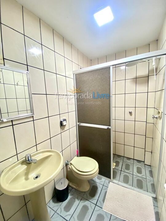 Apartamento para aluguel de temporada em Itapema (Meia Praia)
