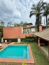 Casa en urbanización cerrada en Playa Baleia CA0109