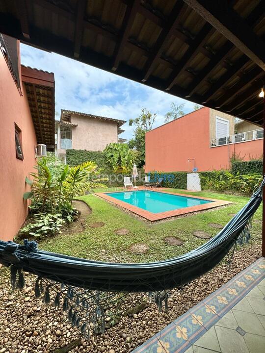 Casa para alquiler de vacaciones em São Sebastião (Praia da Baleia)